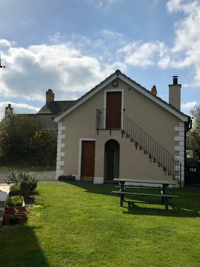 Rural Long Term Accommodation Hillsborough Exterior foto